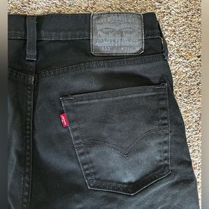 Men’s Levi’s 513 Black Jeans 31x30